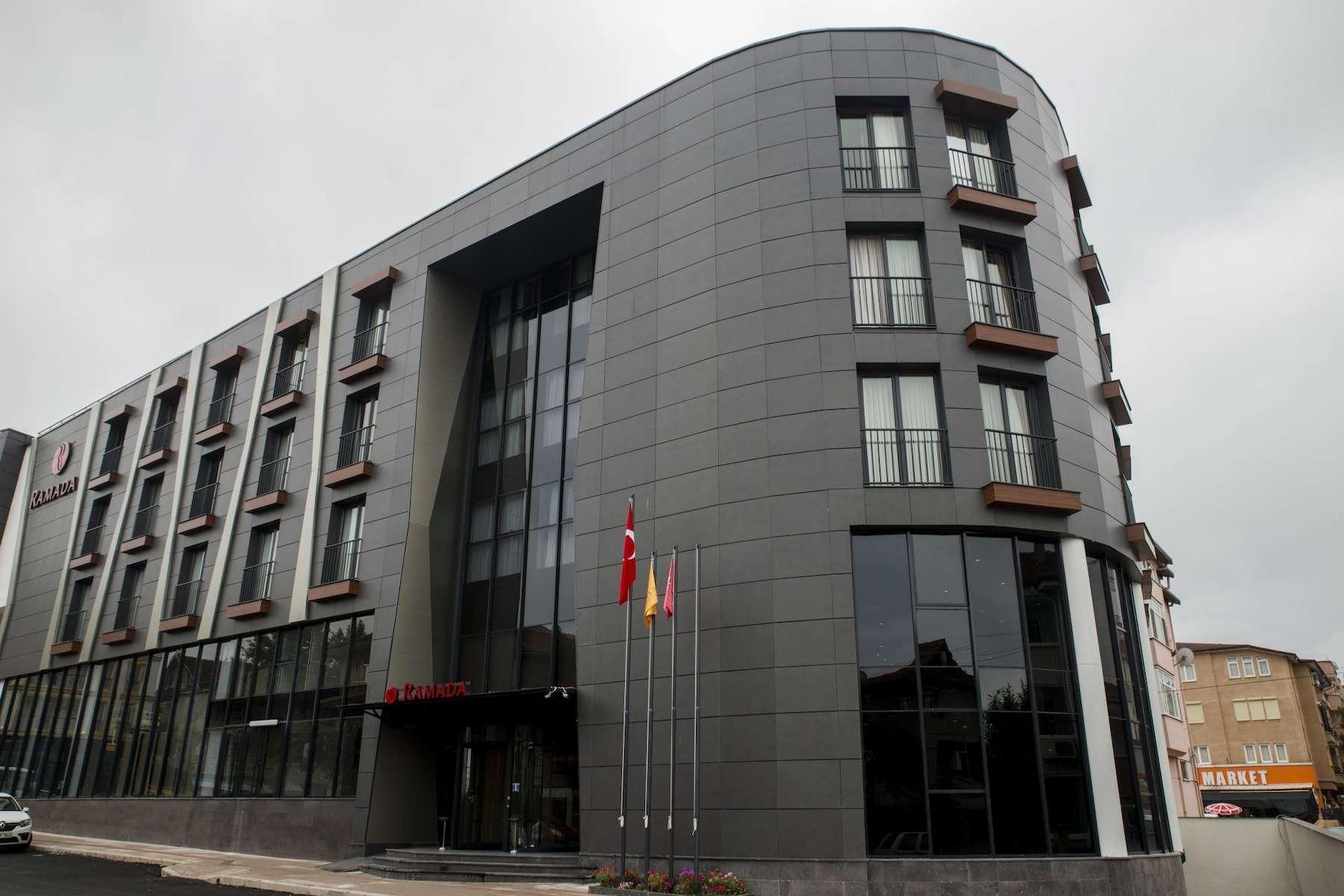 Ramada By Wyndham Sakarya Hendek Hotell Eksteriør bilde