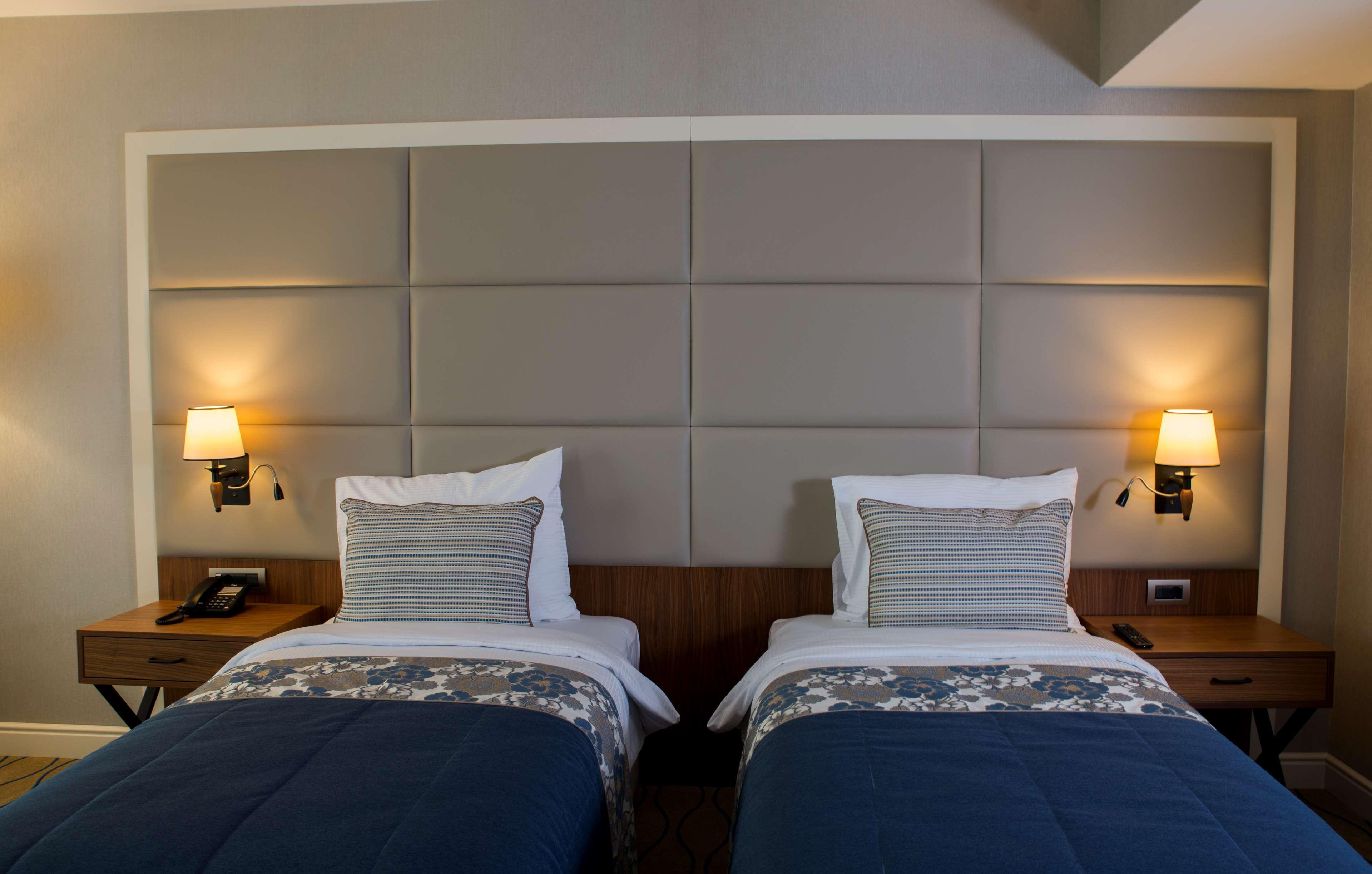 Ramada By Wyndham Sakarya Hendek Hotell Eksteriør bilde